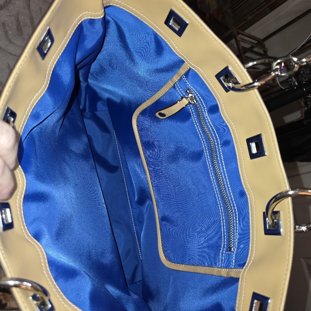 Beautiful Tote Bag By Maxx New York Signature In Preloved Condition - Picture 6 of 13